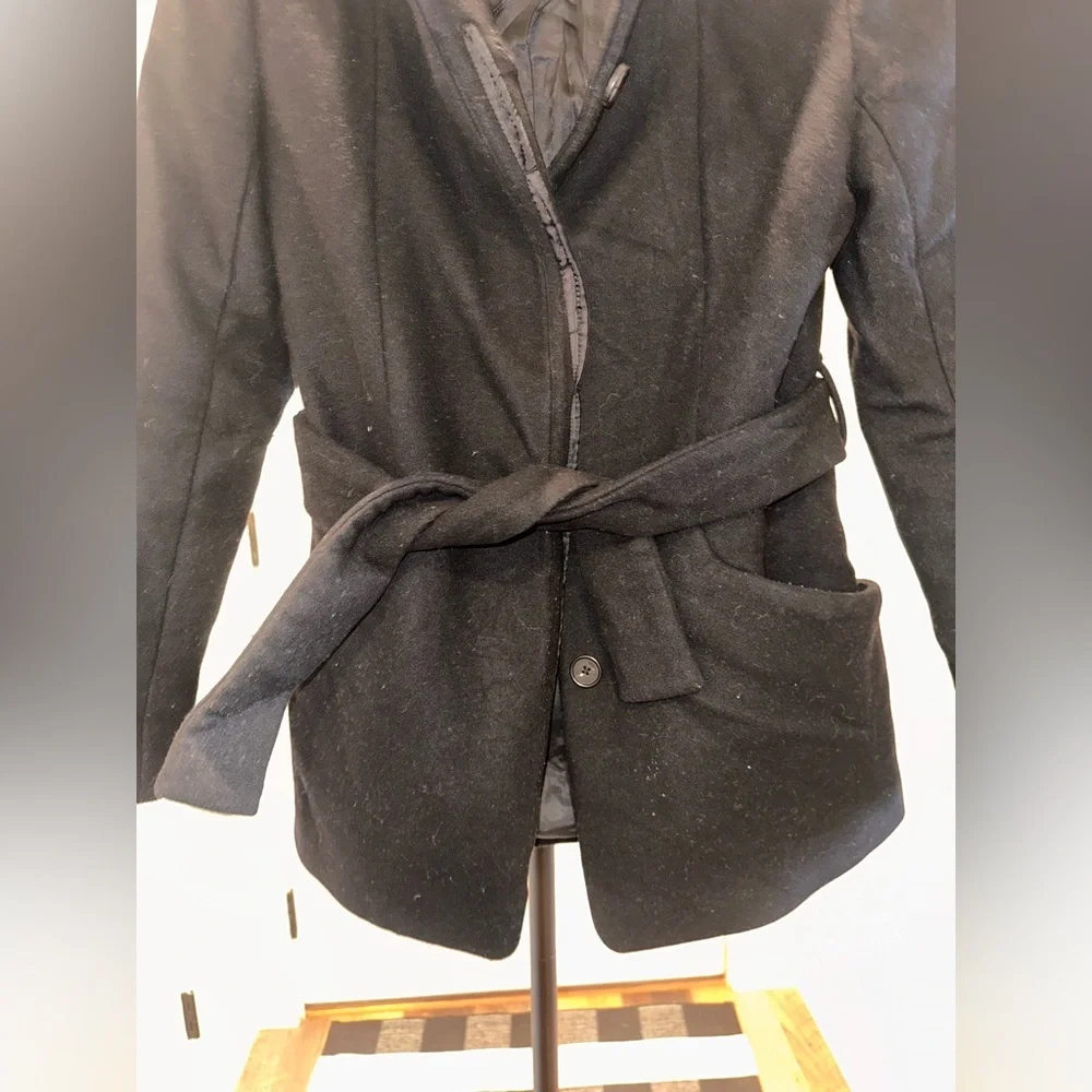 Aritzia Wilfred Wool Cashmere Blend Size‎ XS Women's Black Belted Coat